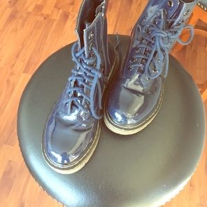 Blue combat boots super comfortable