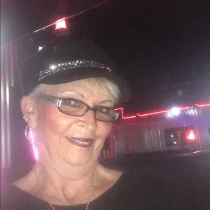 Meet your Posher, Donna