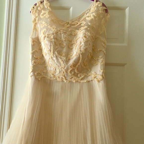 Champagne colored medium length dress - Picture 1 of 5