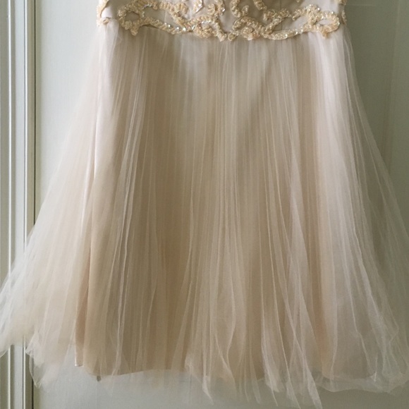Champagne colored medium length dress - Picture 4 of 5