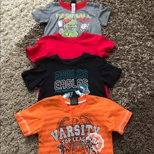 Size 3T - four pre-owned short sleeve shirts 👦🏼