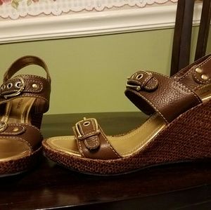 Antonio Melani wedge