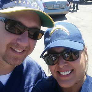 Meet your Posher, Gloria