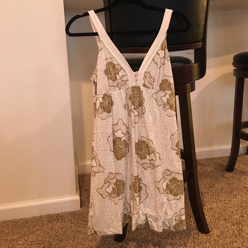 Dkny cream and gold dress