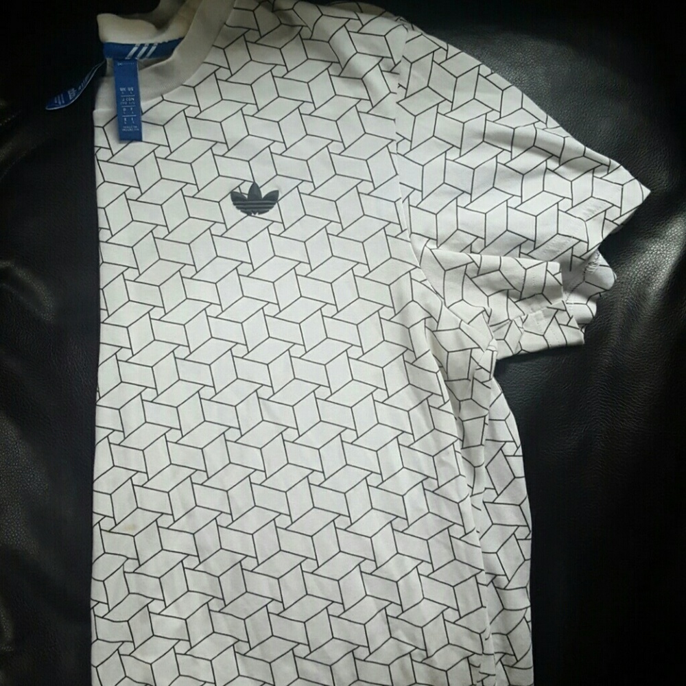 Adidas shirt