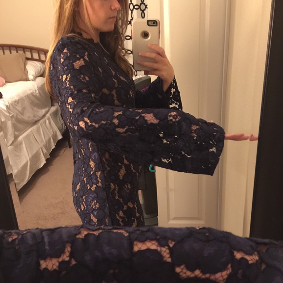 Navy blue lace dress - Picture 3 of 3