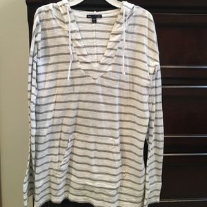 GAP hooded shirt