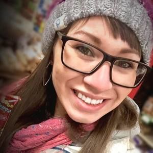 Meet your Posher, Leah