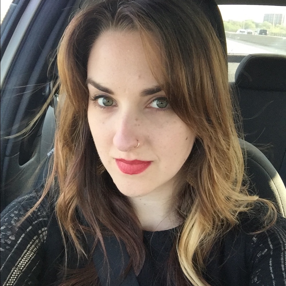 Meet your Posher, Andrea