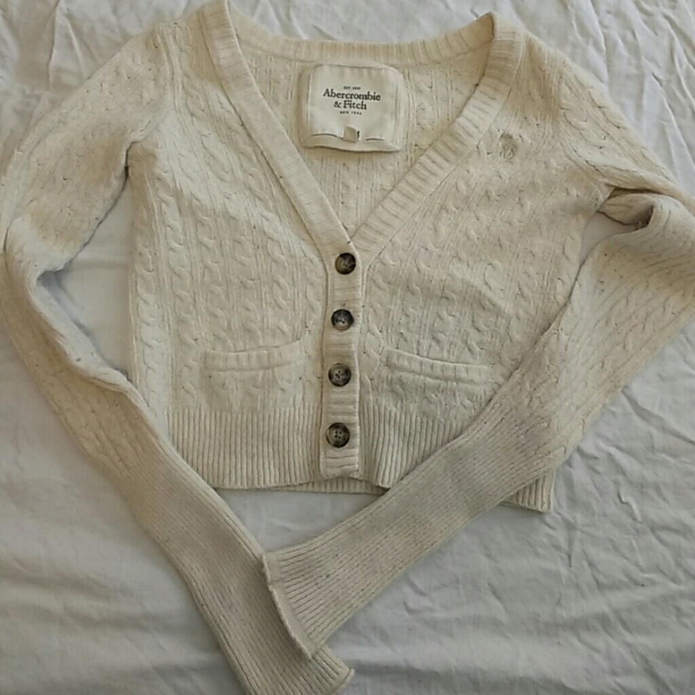 Small Abercrombie & Fitch sweater