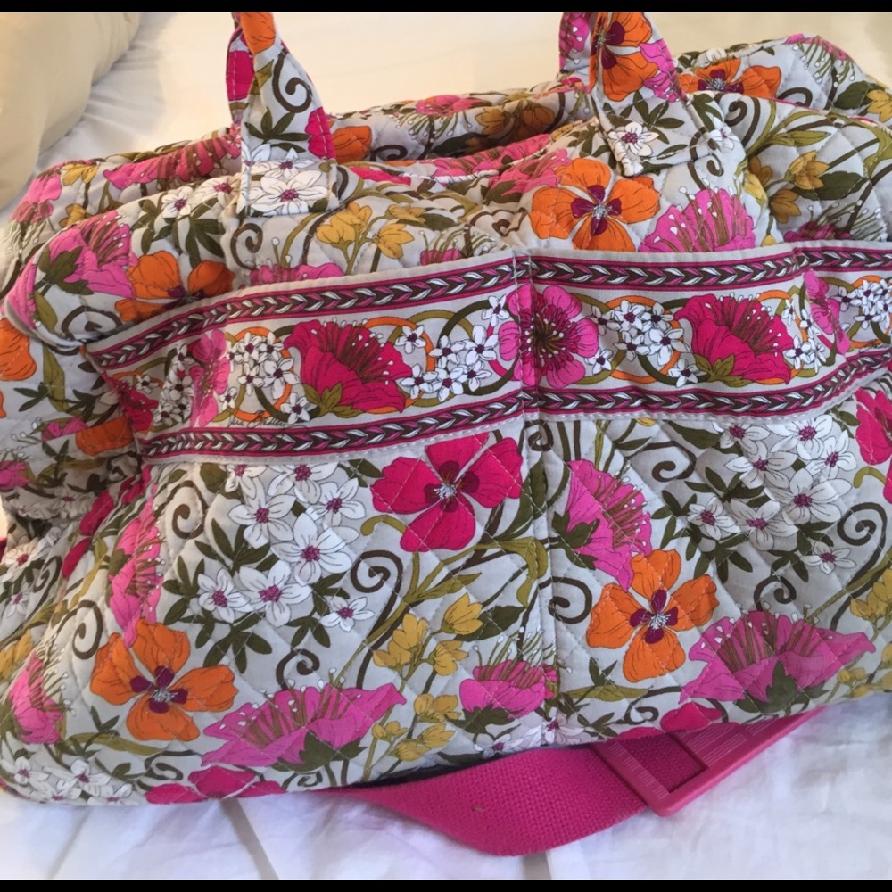 Vera Bradley Tea Garden RETIRED Weekender