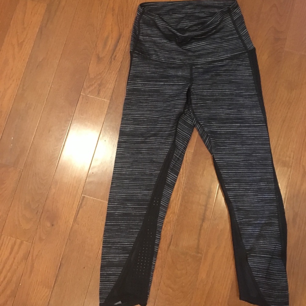Lululemon crop leggings