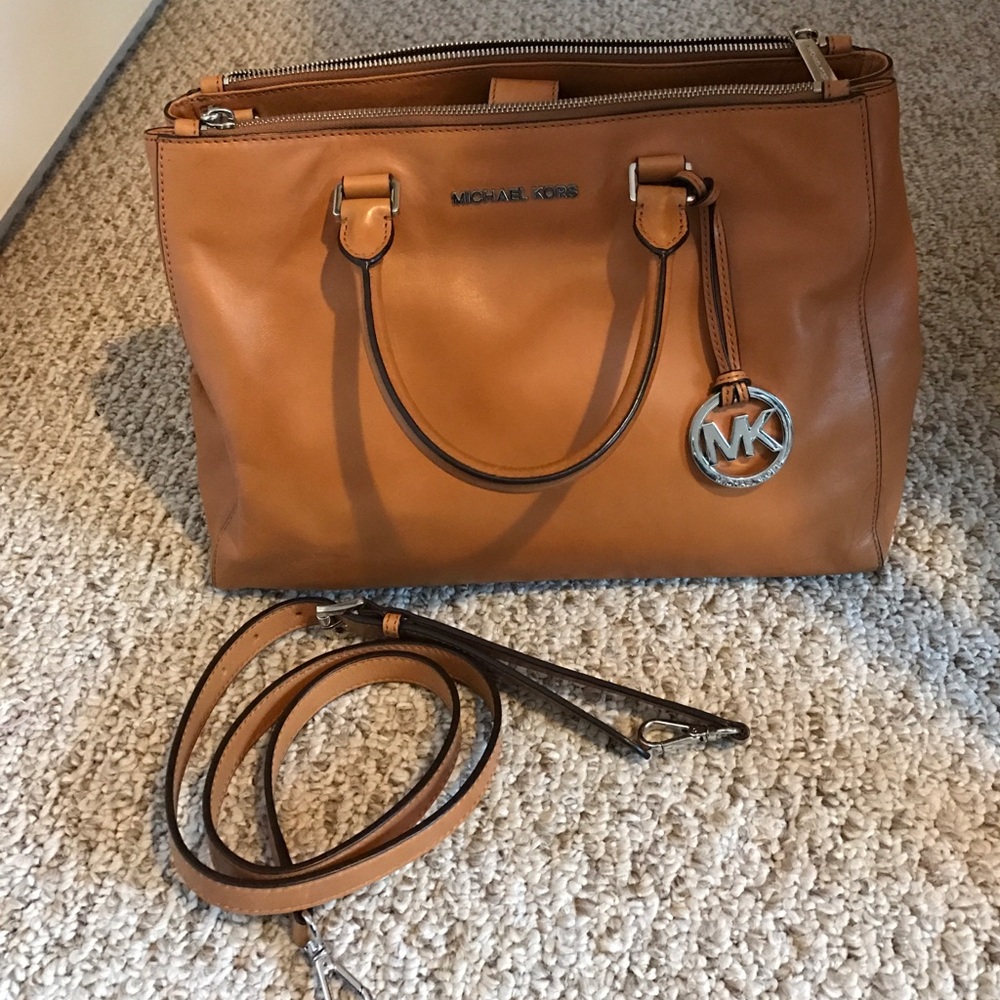 Michael Kors Leather Tote bag