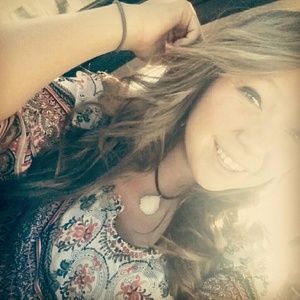 Meet your Posher, Cori