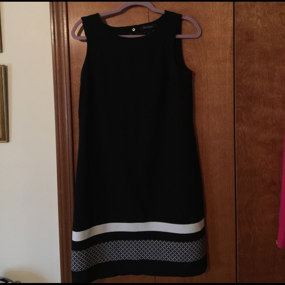 Like new, WHBM dress, size 6