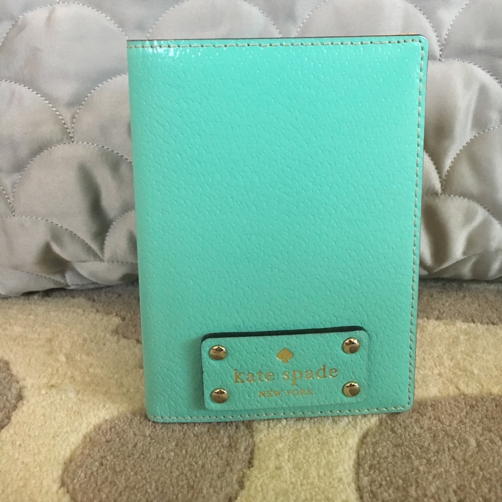 Kate Spade Passport holder