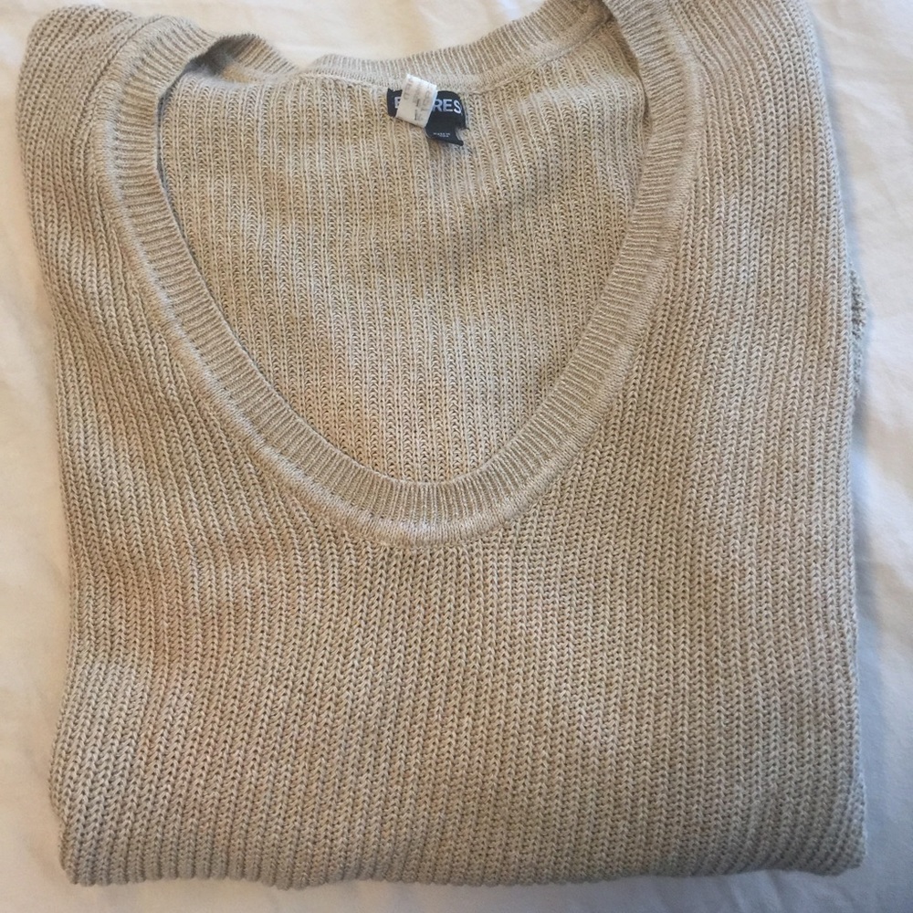 Medium, Oversized Express Sweater! - image 4