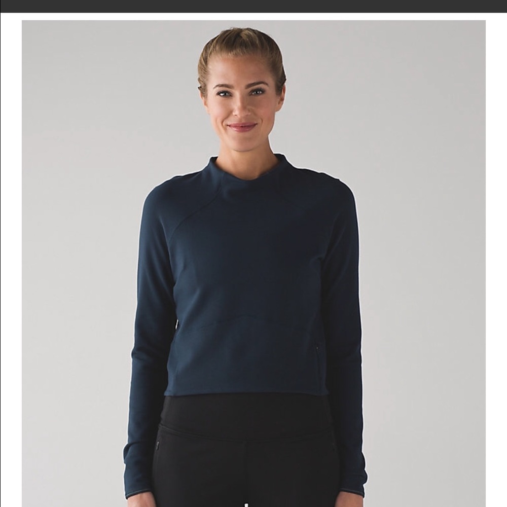 ISO hill and valley crop size 6.