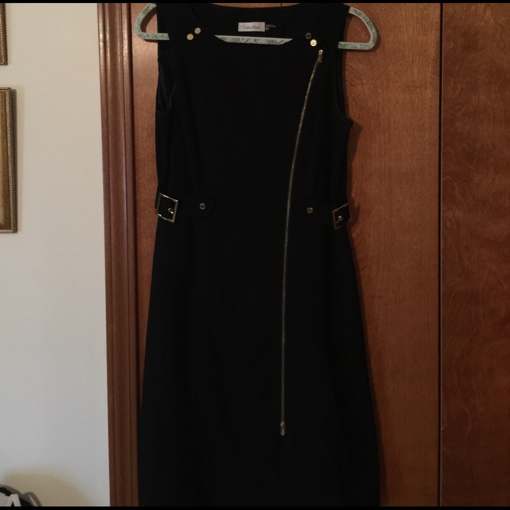 Classic, yet sexy dress by Calvin Klein, size 8