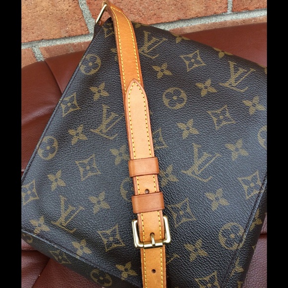 🔴SOLD🔴Authentic Louis Vuitton Musette Salsa - Picture 8 of 8