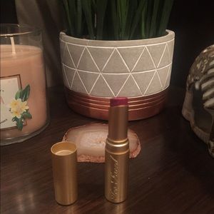 Too Faced Lipstick in Wham