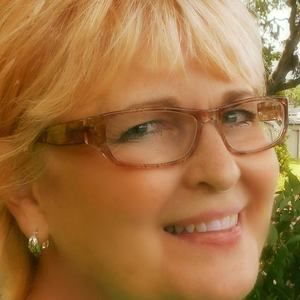 Meet your Posher, Janet