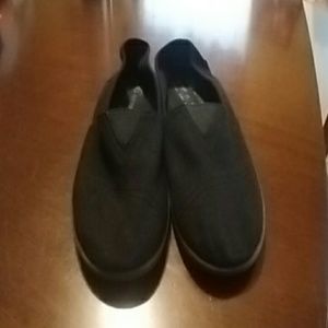 Black Toms