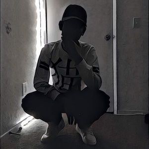 Meet your Posher, Jason