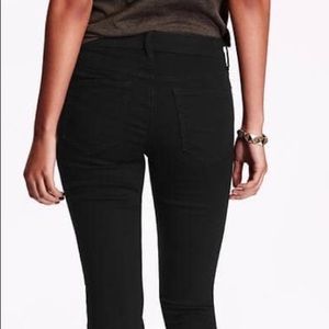 Old navy black super skinny jeans 🎉SALE