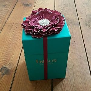 Tieks box