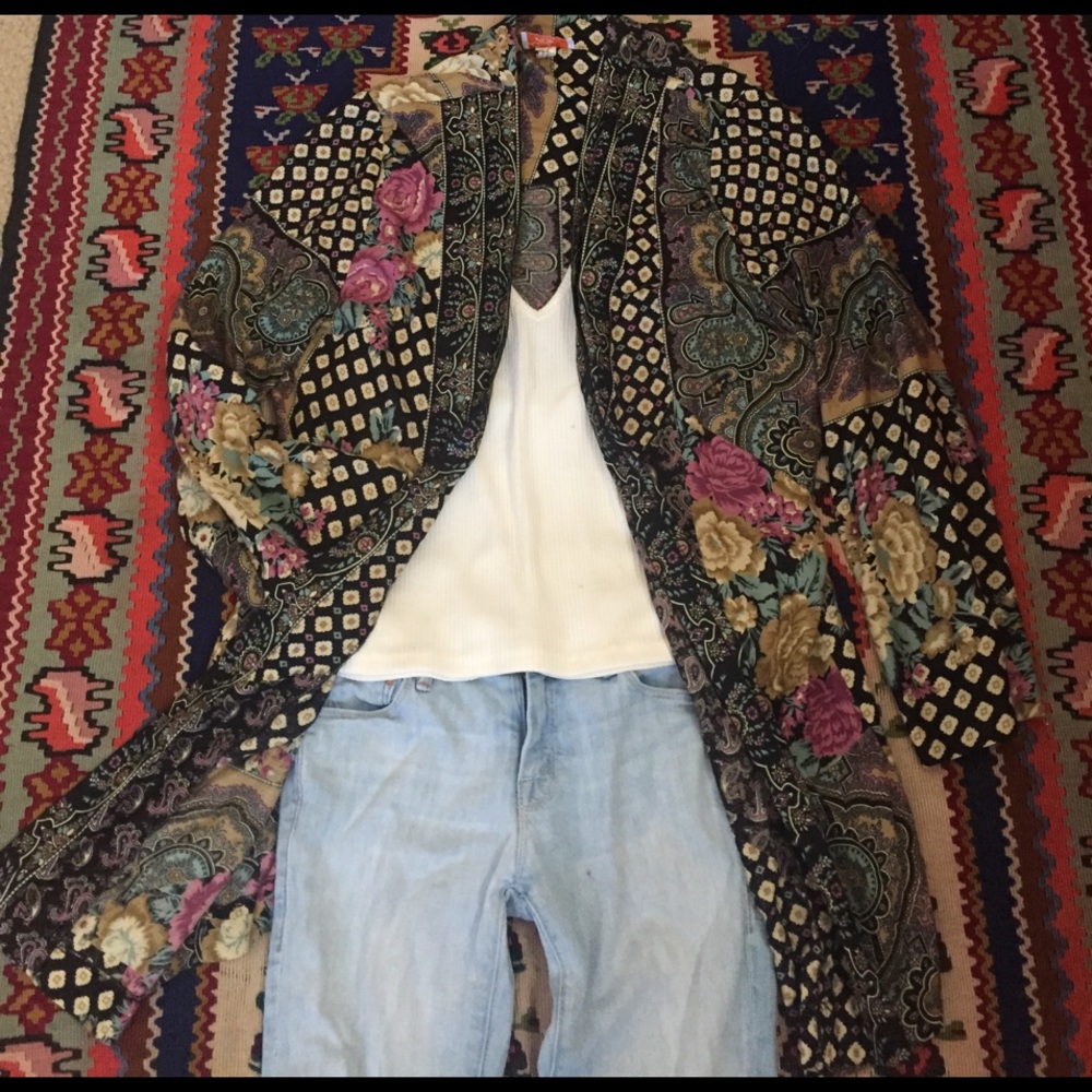 VINTAGE FLORAL DUSTER SIZE M