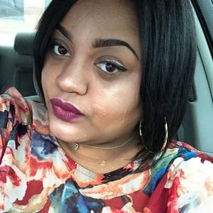 Meet your Posher, Destiny