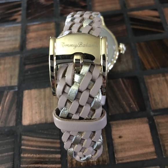 🏝Tommy Bahama Waikiki Dream Watch🏝 - Picture 4 of 5