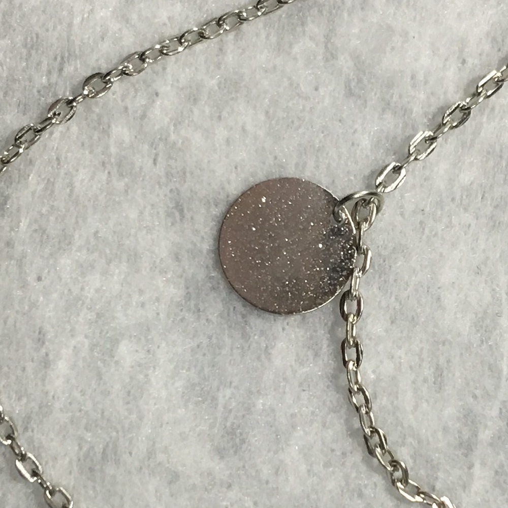 (Q1) Triple Layer Necklace - Picture 6 of 6