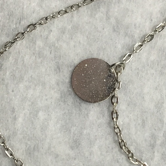 (Q1) Triple Layer Necklace - Picture 6 of 6