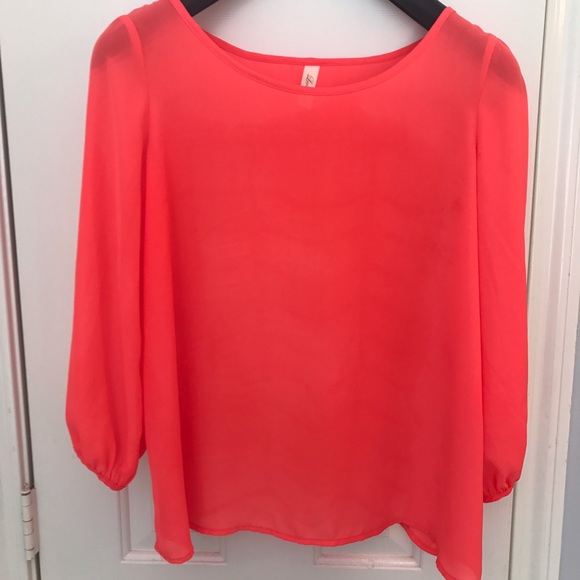 Orange top with open caged back. 3/4 sleeve - Picture 2 of 8