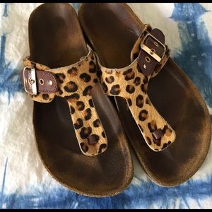 Seychelles "calm down"  leopard print sandals