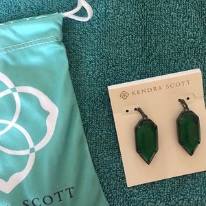 Kendra Scott Palmer emerald illusion earrings