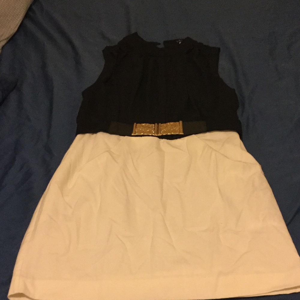 🎉SALE 🎉Sleeveless Belted Chiffon top dress