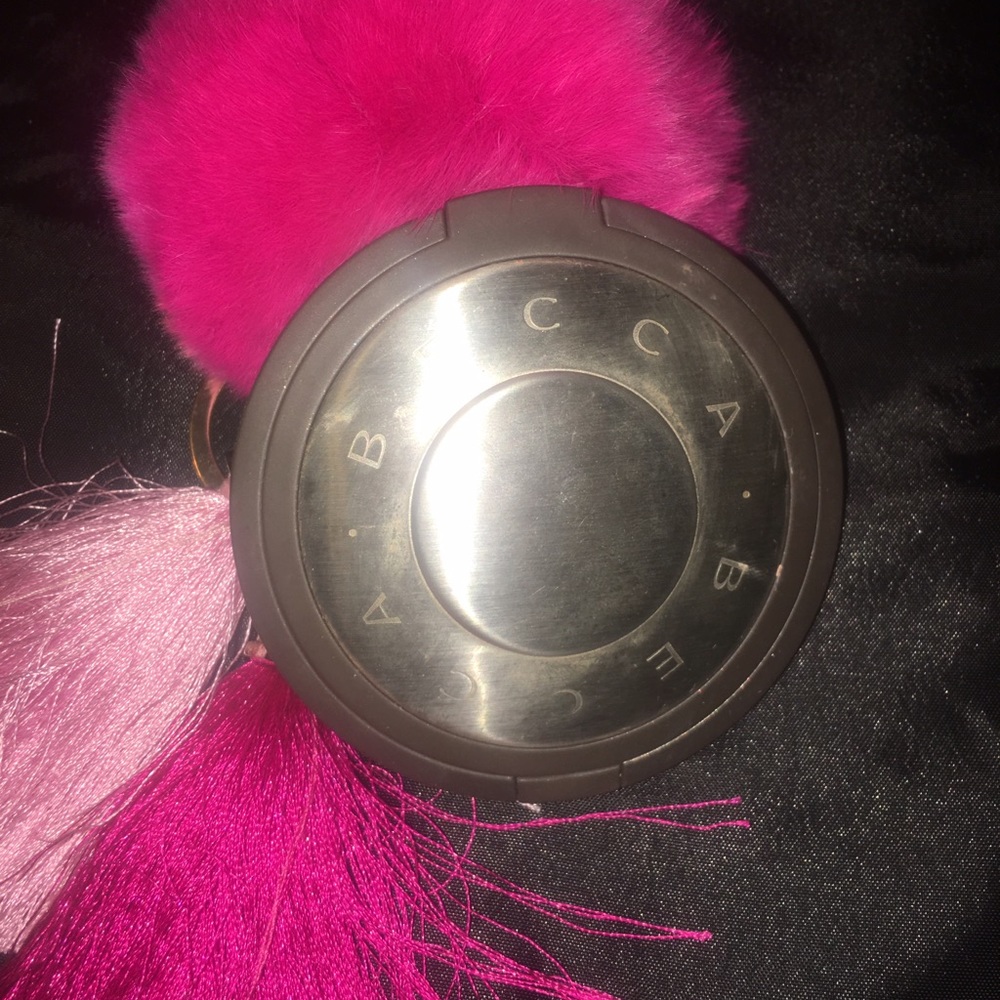 Becca Highlighter - Picture 3 of 3