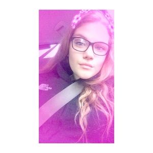 Meet your Posher, Bella