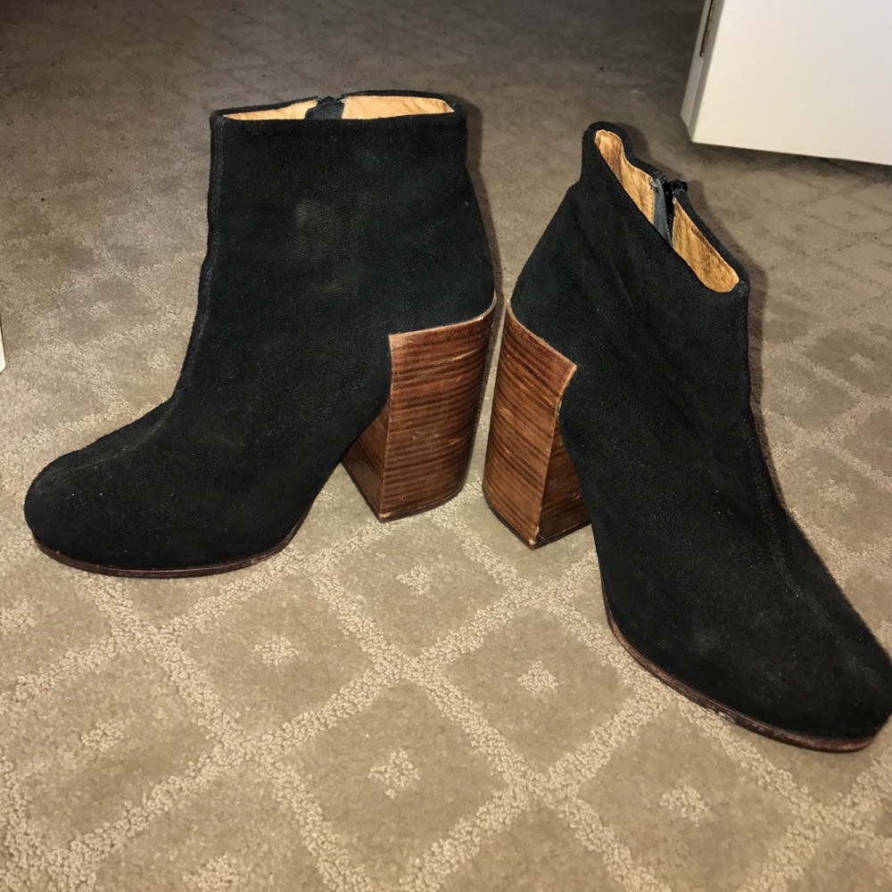Jeffrey Campbell Wood Heeled Booties Size 8