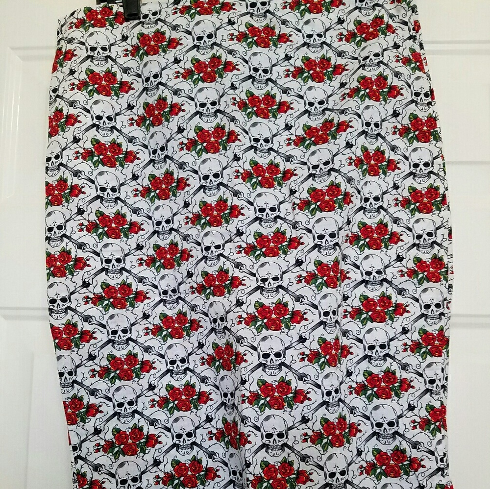 Skull and roses skirt
