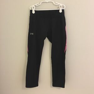 Under Armour Athletic Crops All Season Gear Small