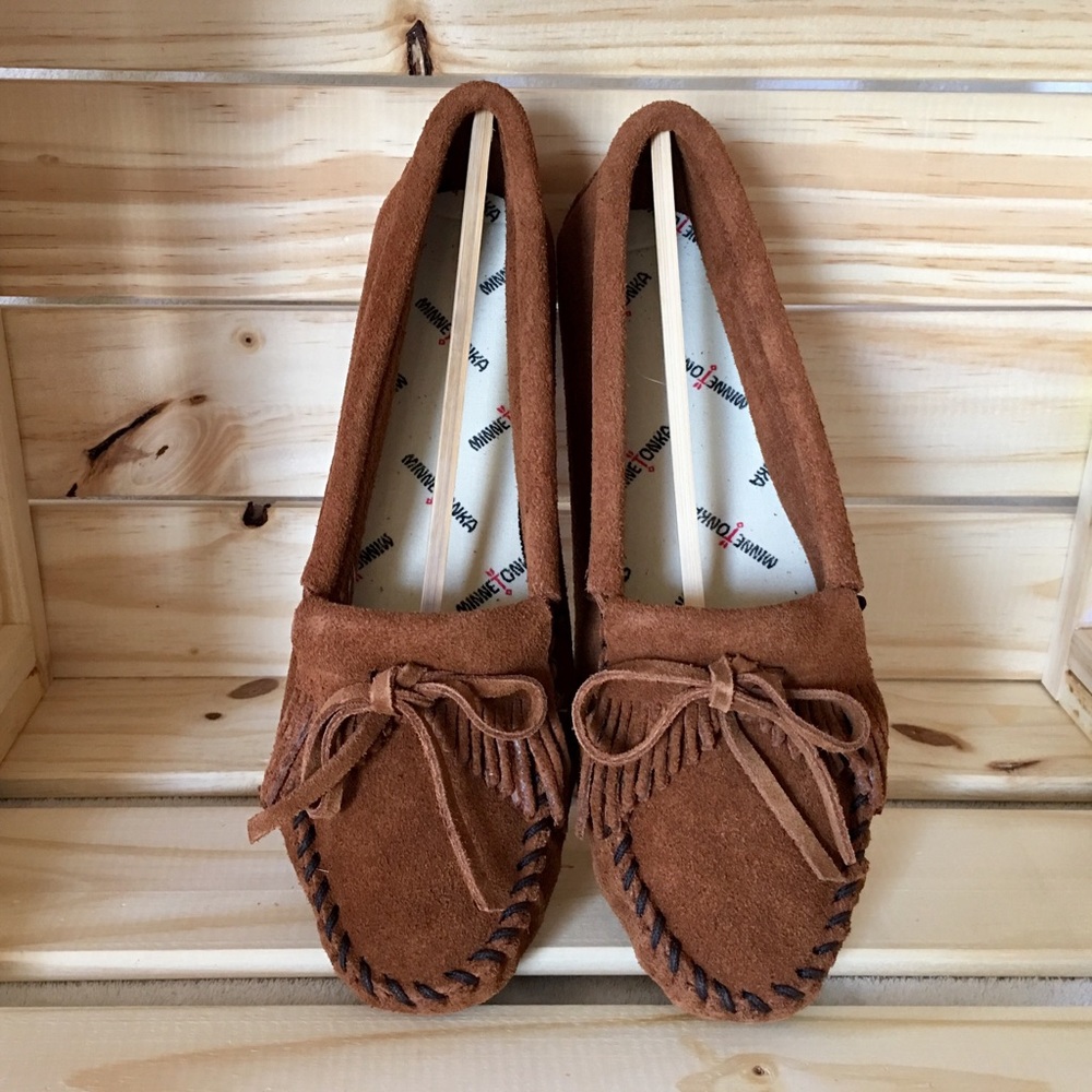 Minnetonka Kilty Softsole Moccasins (Brown)