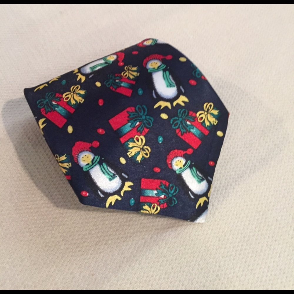 Penguin and Presents Christmas Tie