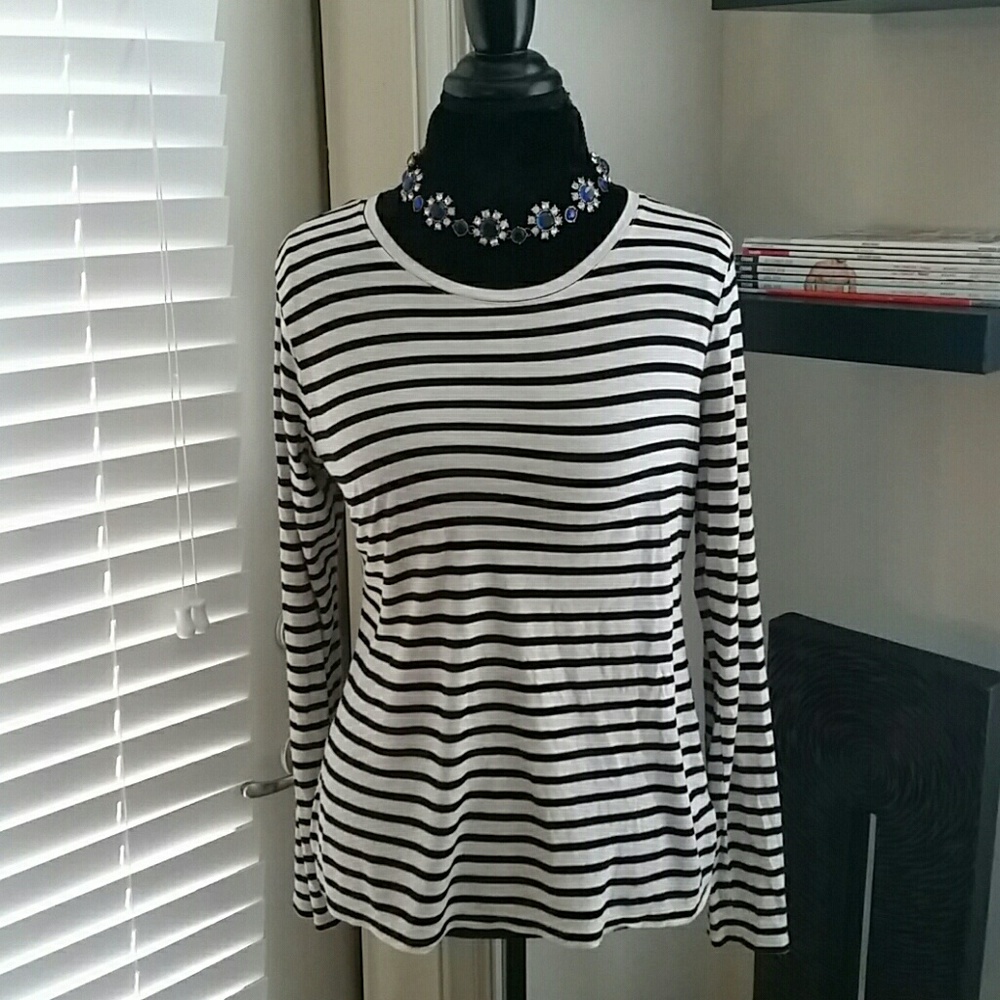 Black & White Long Sleeve Top - Large