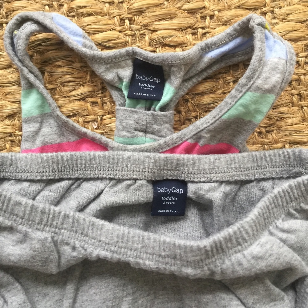 Summery BabyGap Razorback Dress - Picture 3 of 3