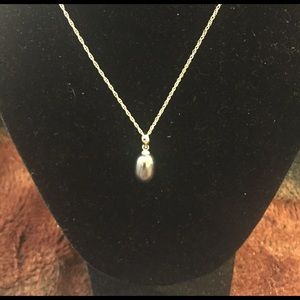 Vantel 9mm pearl necklace