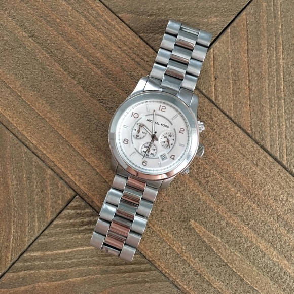 Michael Kors Watch - Picture 1 of 3